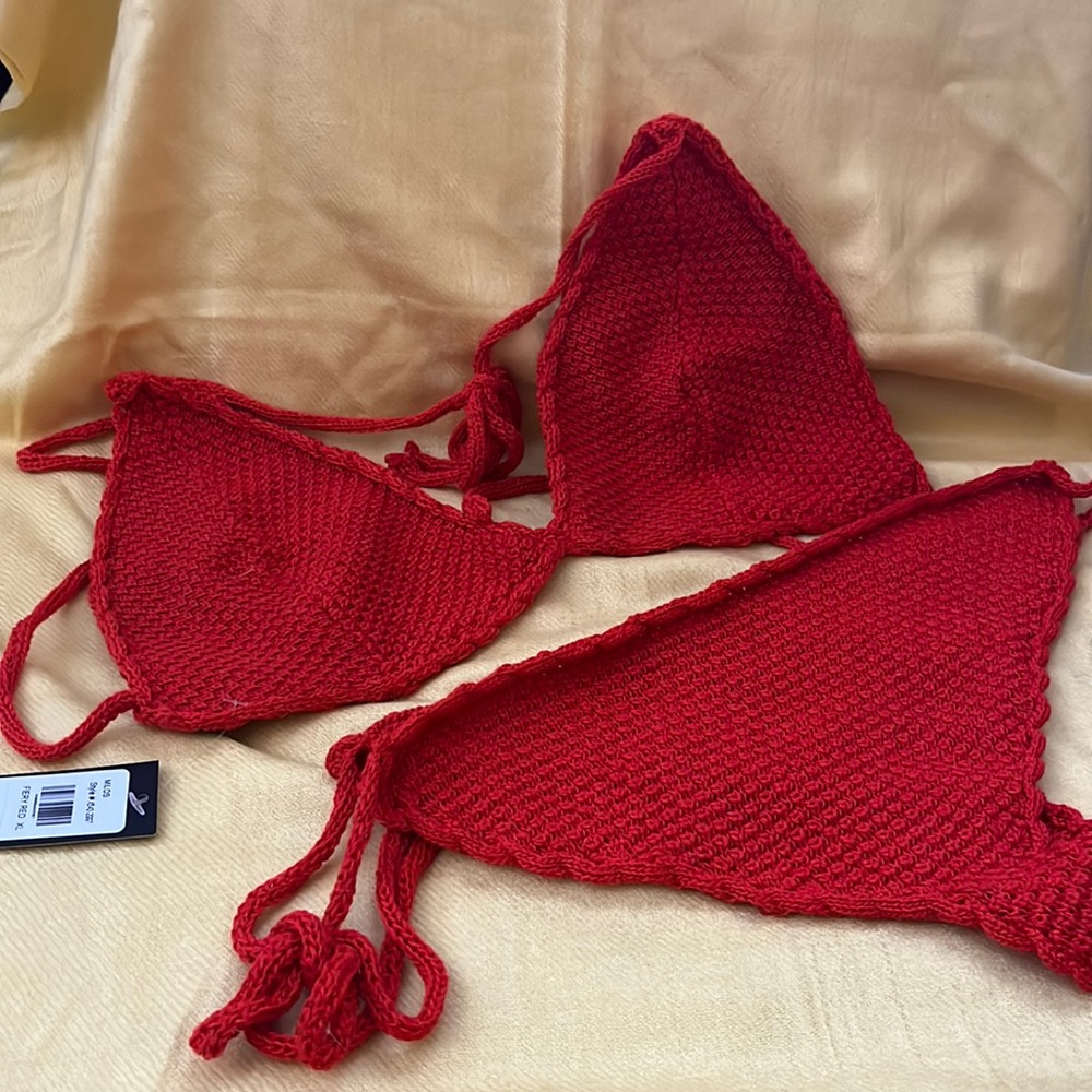 Frederick's of Hollywood fiery red knit bikini swimsuit size XL NWT